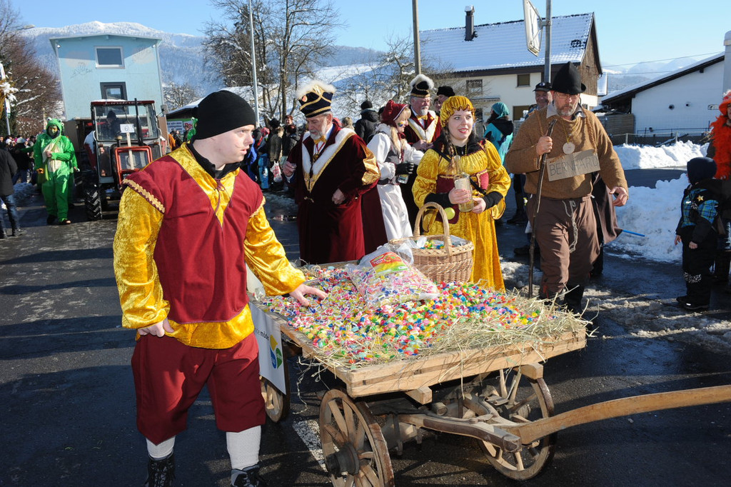 Faschingsumzug315.JPG