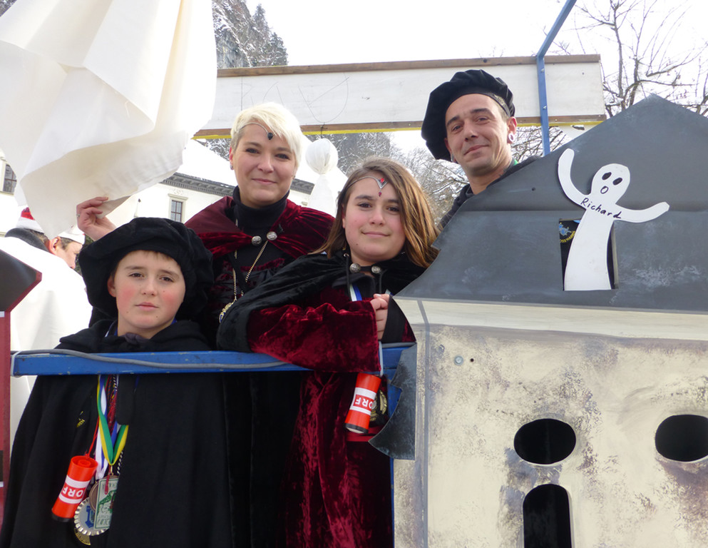 Meister4Ritterpaar_jpg-1360602177