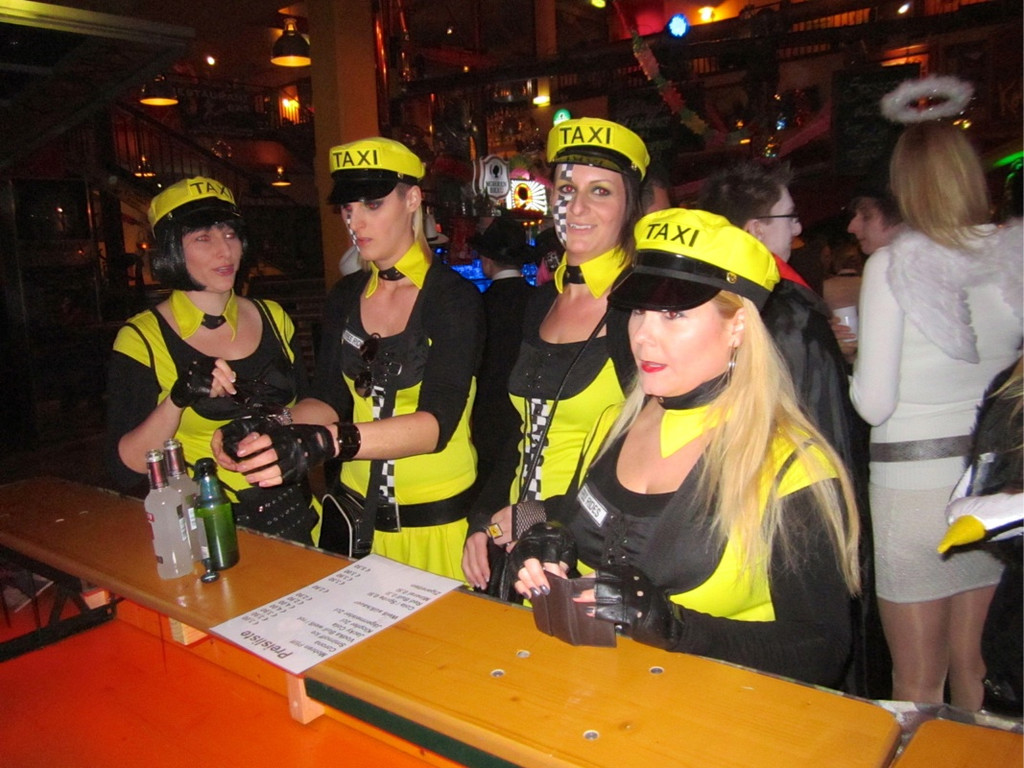 BK_Cineplexx_Maskenball_15 11_jpg-1360627068