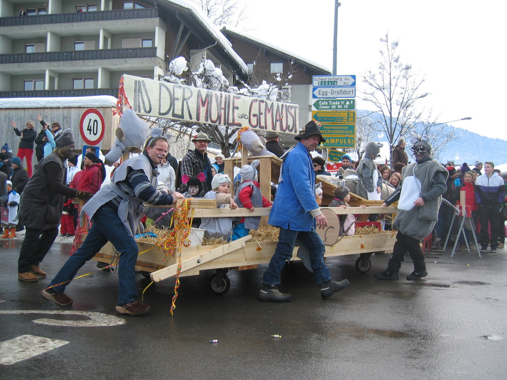 IMG_2975_JPG-1360660338