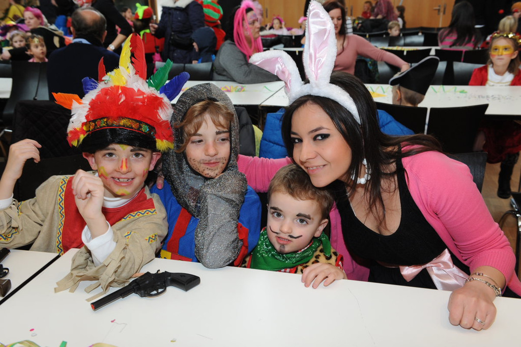 KinderfaschingMaeder014.JPG