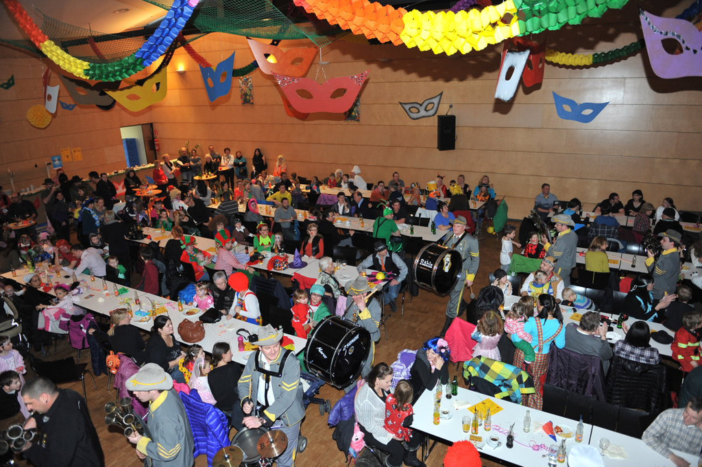 KinderfaschingMaeder208.JPG