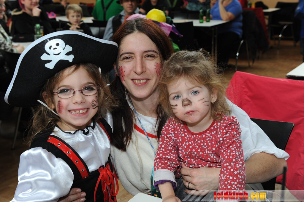 KinderfaschingMaeder038.JPG