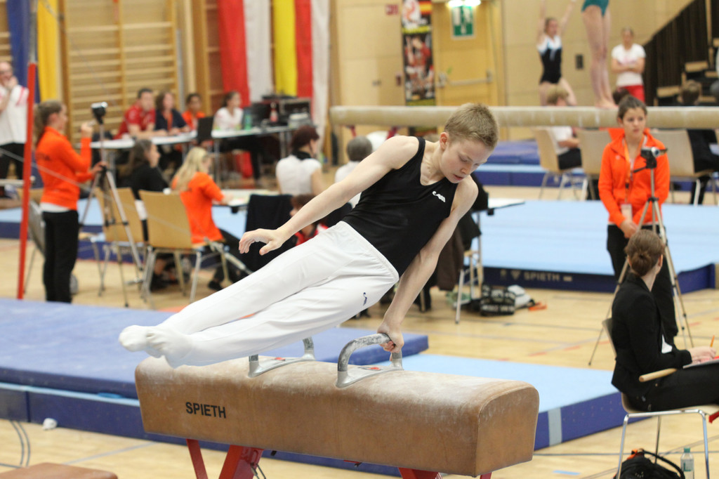 2000 jugendmeister Florian Braitsch Pferd 12_jpg-1360841048