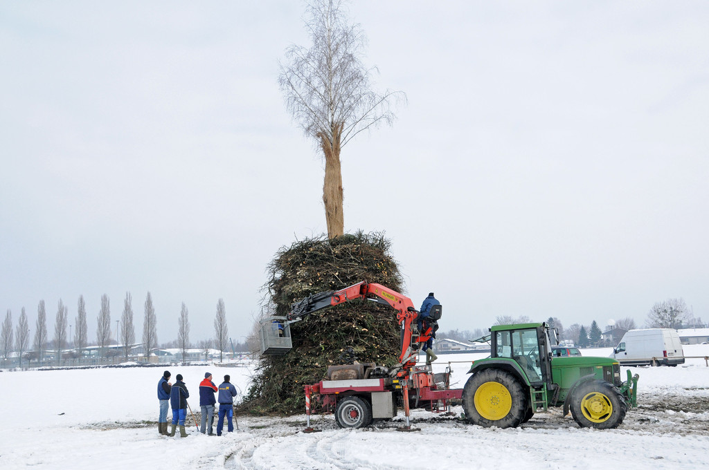 Funkenbau Fu__ach 16-02-20136_jpg-1361028907