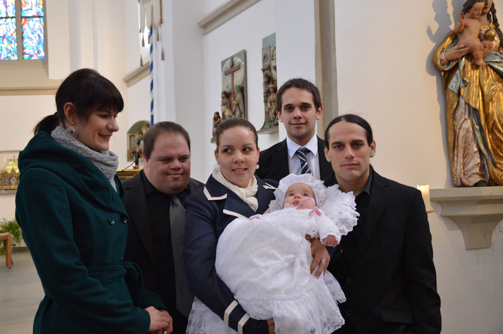 Taufe Emilia_ Gai__au 022_JPG-1361114188