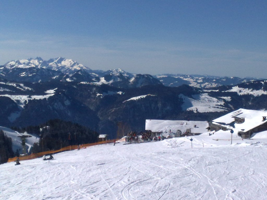 21022010050.jpg