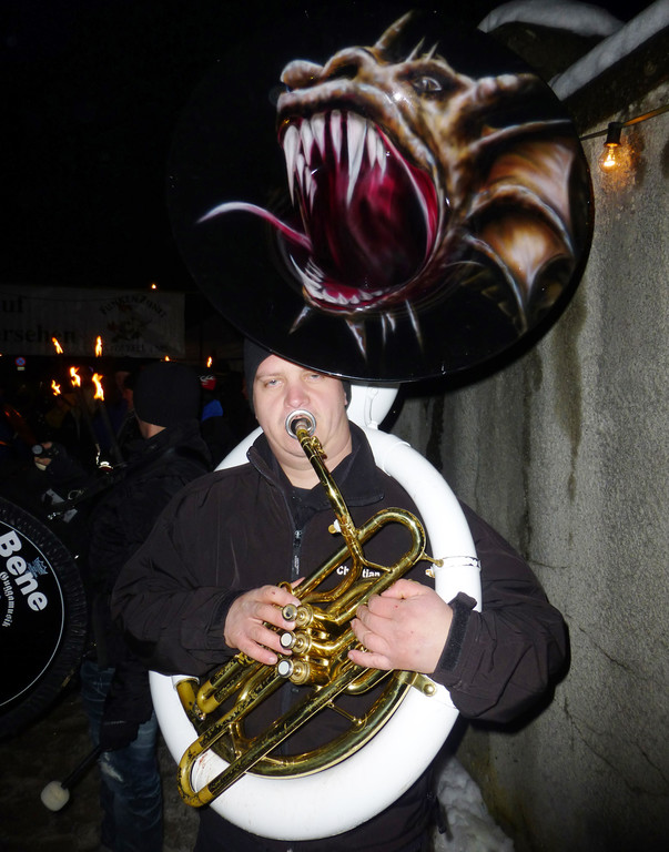 Schwefel5Tuba_jpg-1361190725