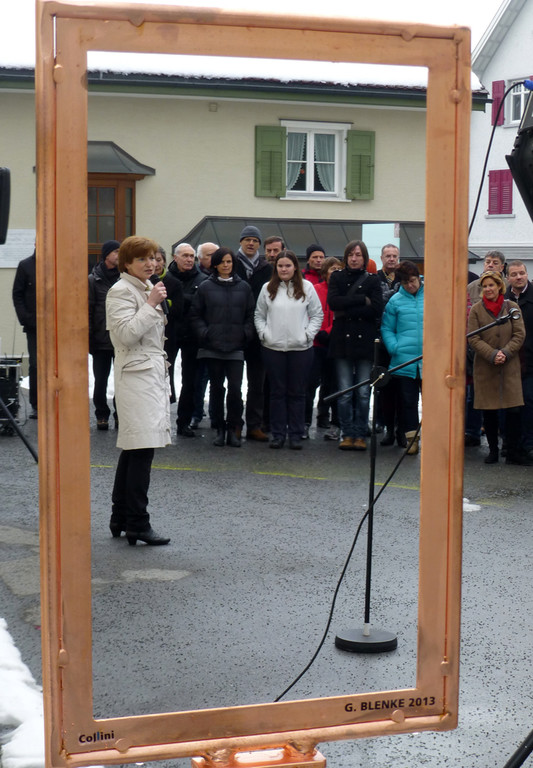 Vision2a_jpg-1361460492