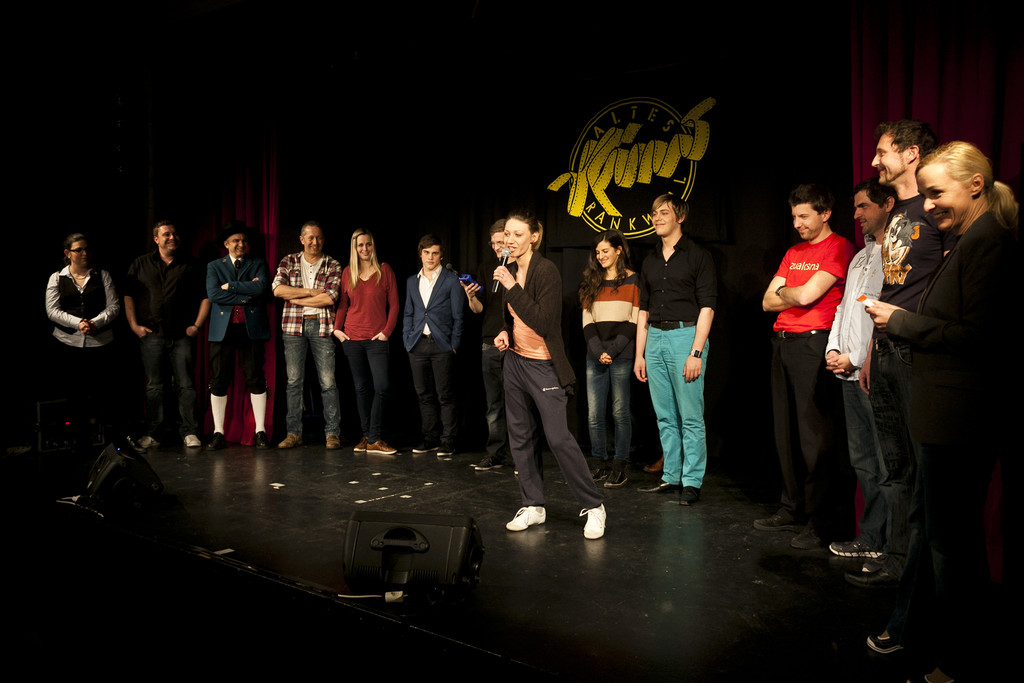 StandUpComedy363_jpg-1361535640