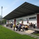 150409 Noah Fussball erstes Mal Rasen 038.jpg