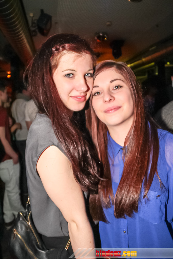 12645165.jpg