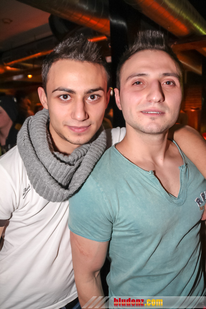 12644949.jpg