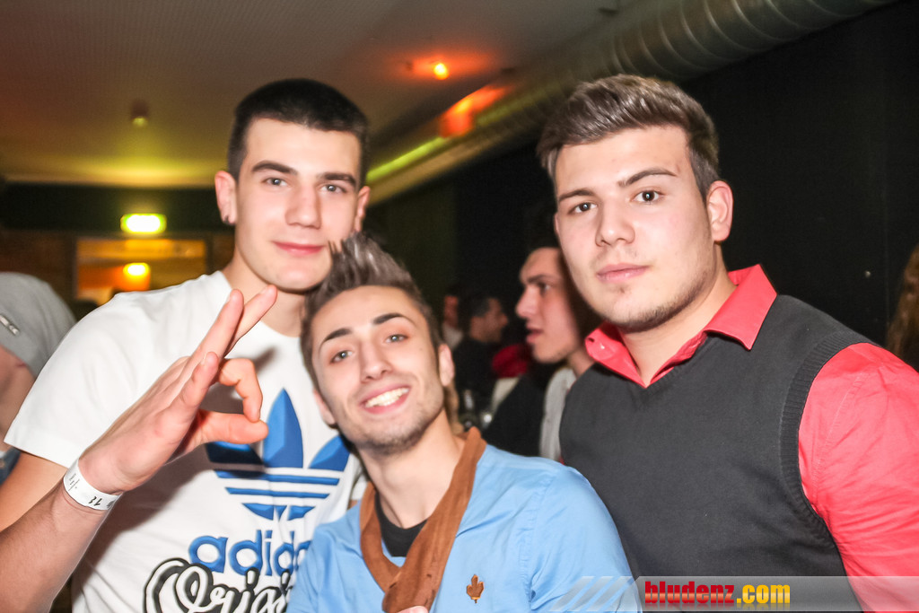 12644948.jpg