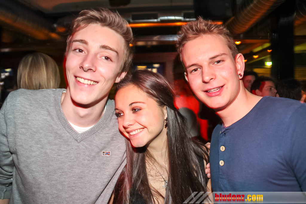 12644882.jpg