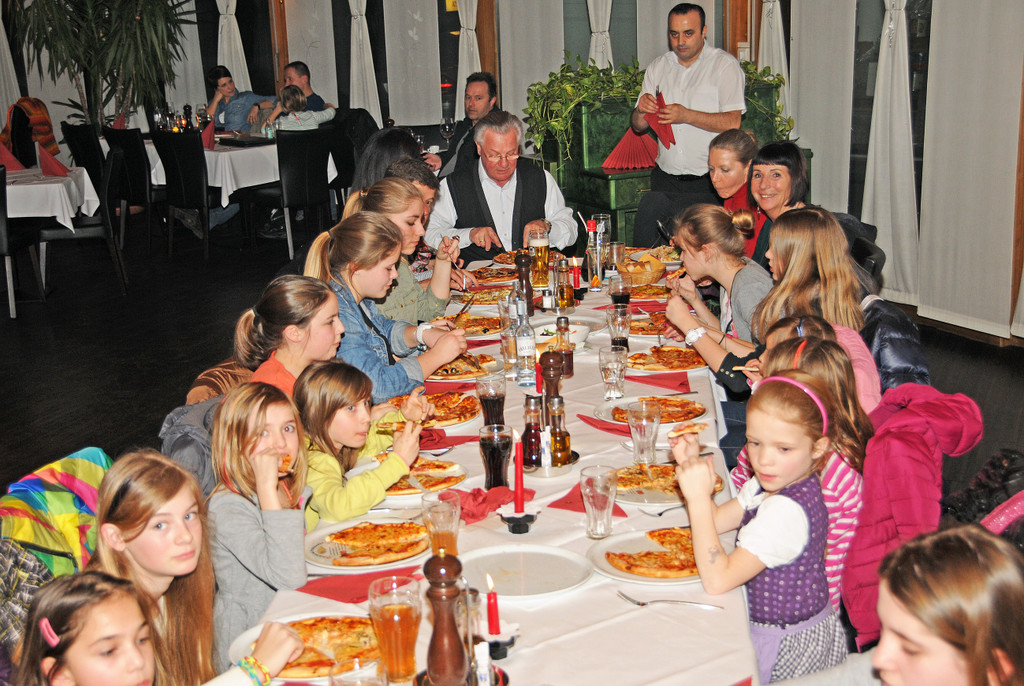 Muf__ngar-Pizza 01-03-2013 15_jpg-1362173382