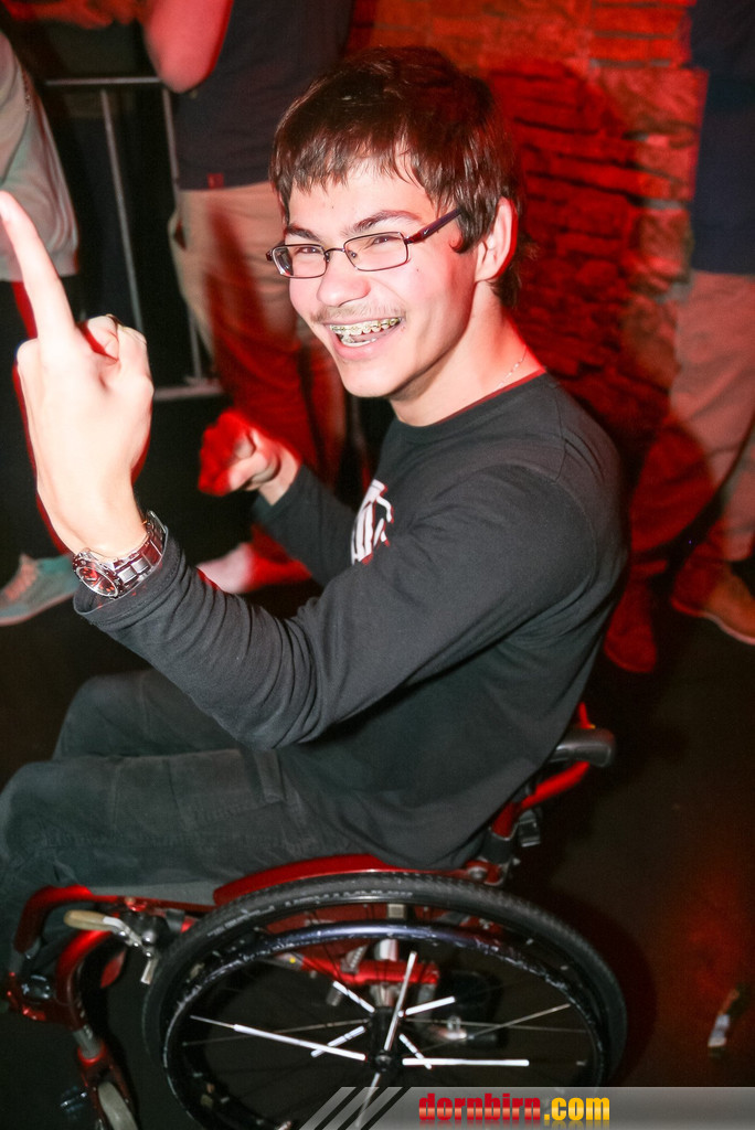 12658218.jpg