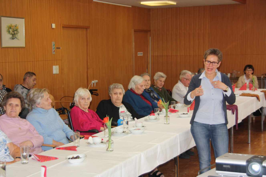 Erz__hlcafe Febr_Garten Bau 016_JPG-1362247308