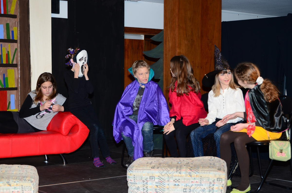 Theater27.JPG