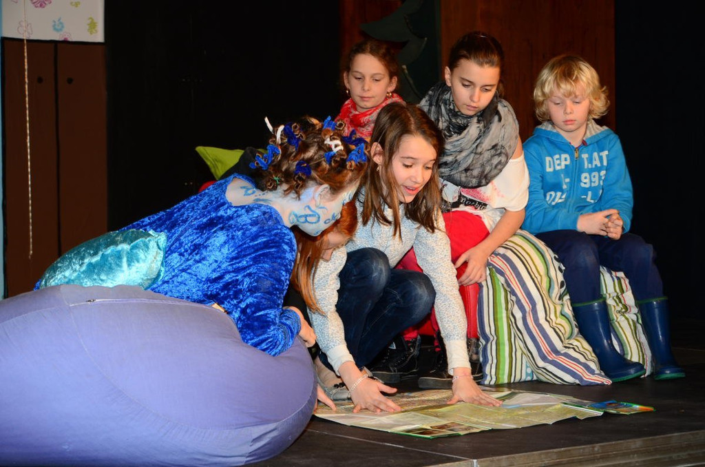 Theater64.JPG
