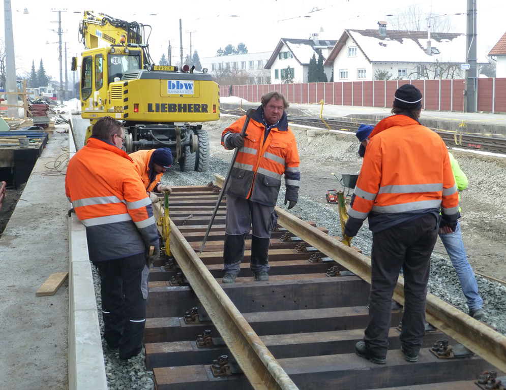 Bahnhof48_jpg-1362440613