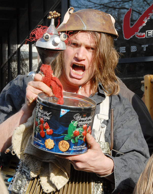 Puppen15Rasselkopf_jpg-1362590357