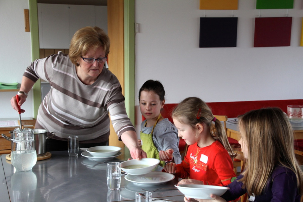 BK_Kinderkochkurs_Gisingen 5_jpg-1362854330