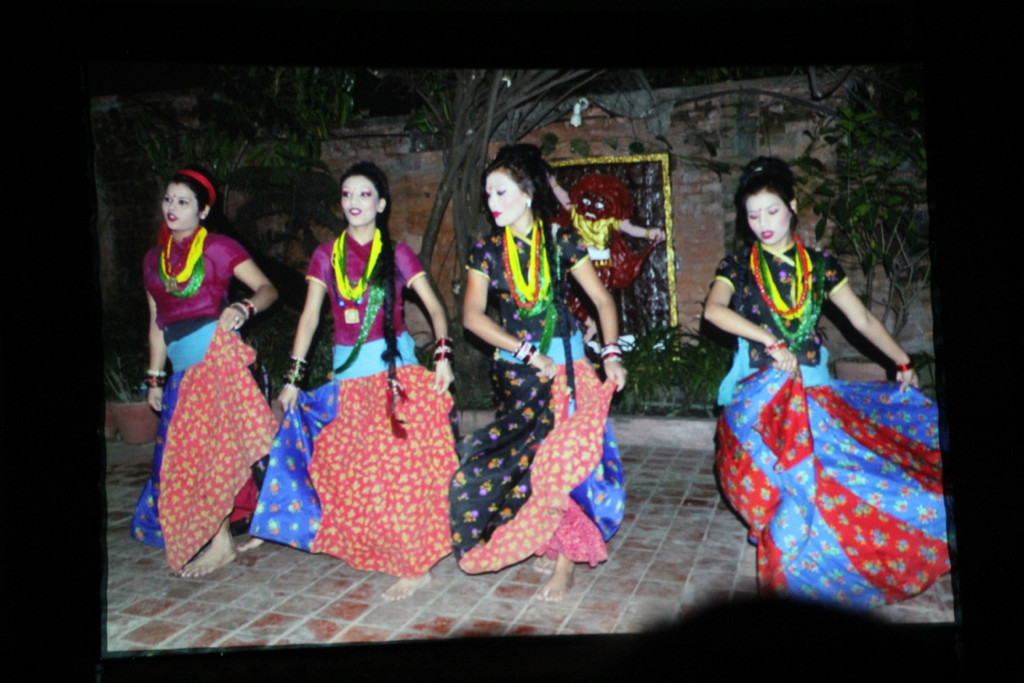 BK_Trekking_in_Nepal 8_jpg-1362866168
