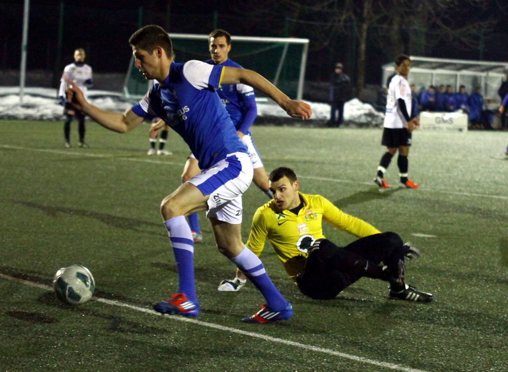 IMG_0010_jpg-1362867040