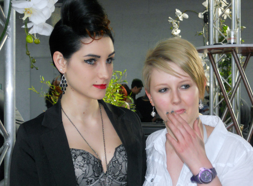 Haarwerk 2 048 Daniela Bitschnau und Ramona Bechter.JPG