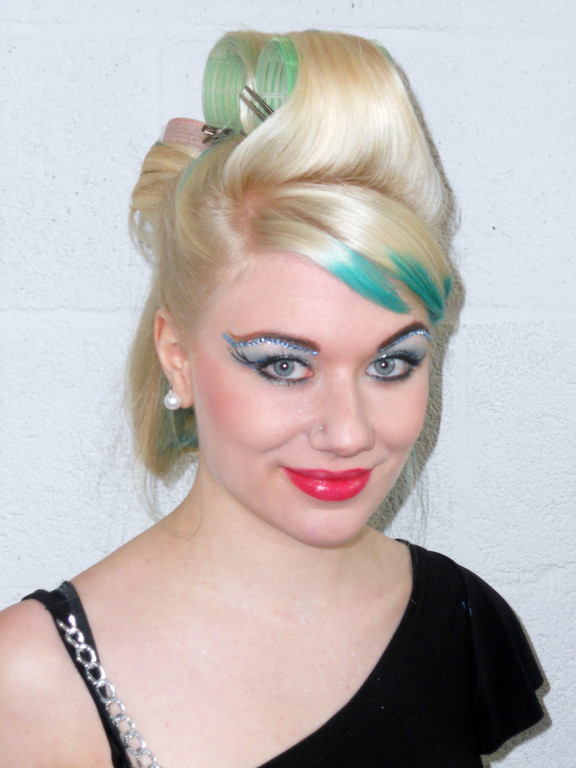 Haarwerk 005 Modell Janine Aufhammer.JPG