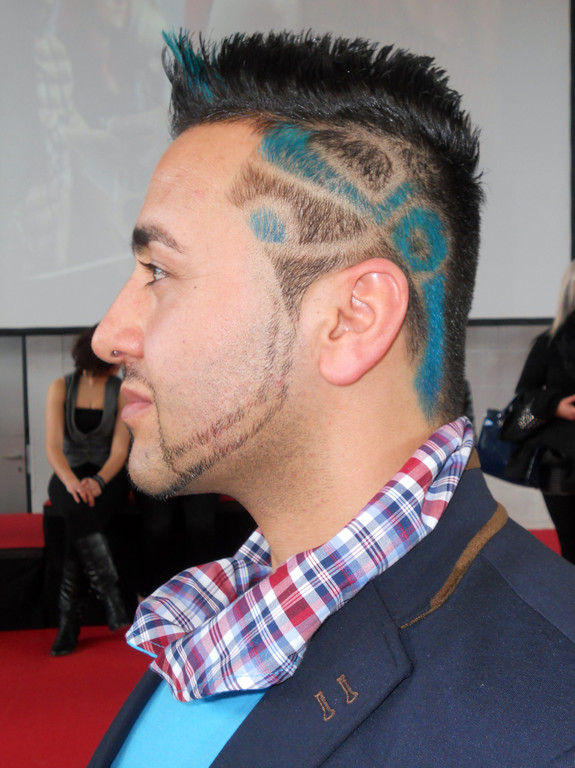 Haarwerk 113 Modell Ramasan.JPG