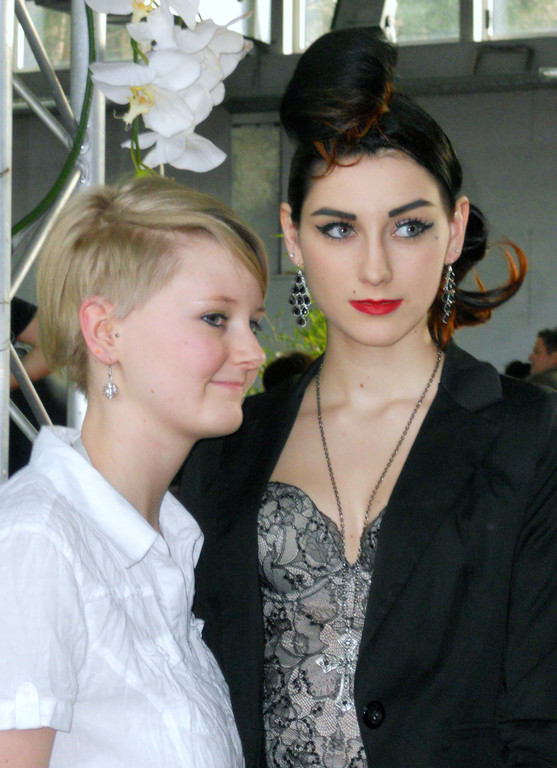 Haarwerk 2 049 Ramona Bechter und Daniela Bitschnau.JPG