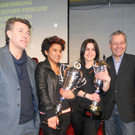 46 Siegerinnen Janine L__sser und Emine Kinis mit Innungsmeister G__nther Plaickner und Landesstatthalter Karlheinz R__disse.JPG