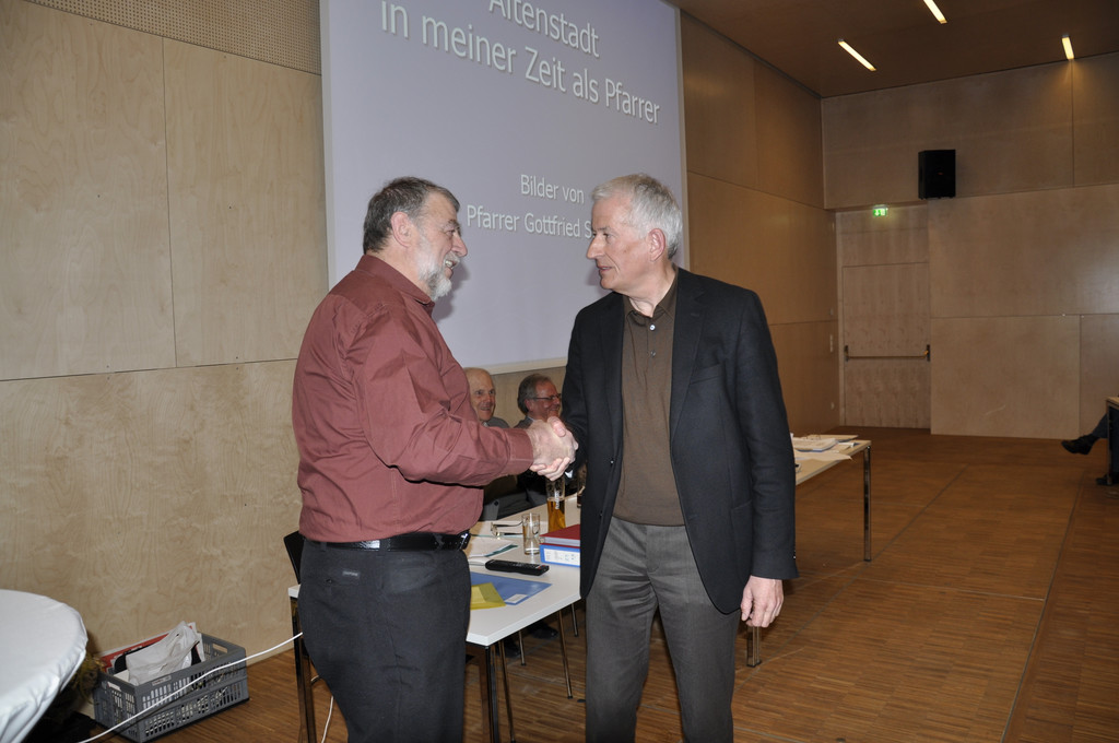 12 Obmann Werner Schatzmann_ B__rgermeister Berchtold.JPG