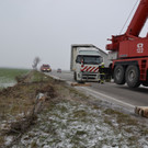 14032013_Lkw Unfall B17 Guenselsdorf _18_.JPG