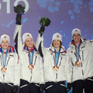 Olympia 2010: Skispringen Teambewerb - Medaillenzeremonie