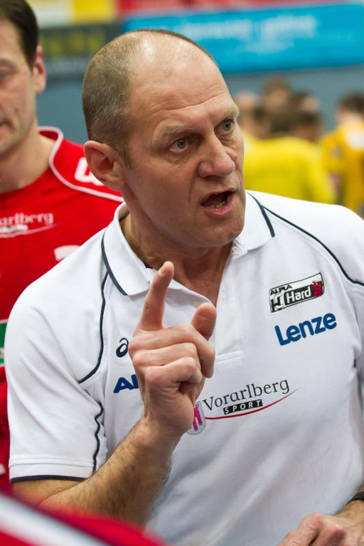 file698ku4im0s112aty9nr3_jpg-1363473150