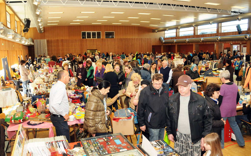 Flohmarkt H__chst 2013 109_jpg-1363524561