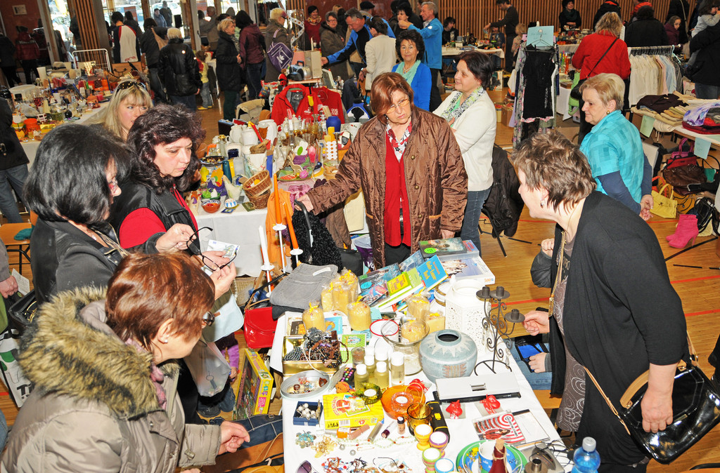 Flohmarkt H__chst 2013 33_jpg-1363524628
