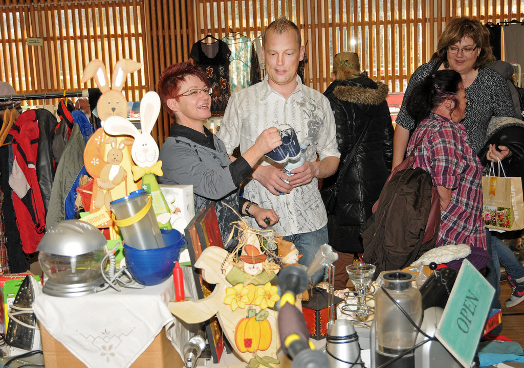 Flohmarkt H__chst 2013 81_jpg-1363524765