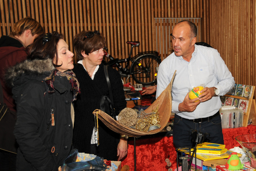 Flohmarkt H__chst 2013 122_jpg-1363524872
