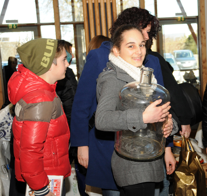 Flohmarkt H__chst 2013 137_jpg-1363524926