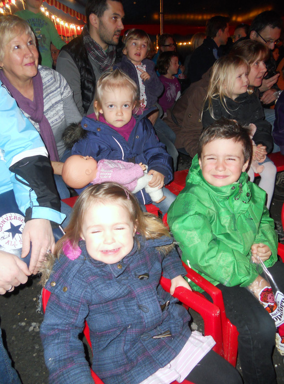 37 Lina _2__ Emilia _2_ und Adrian _4__.JPG