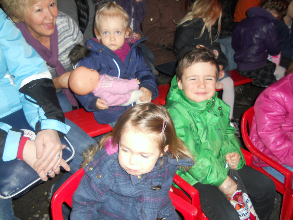 38 Lina _2__ Emilia _2_ und Adrian _4_.JPG