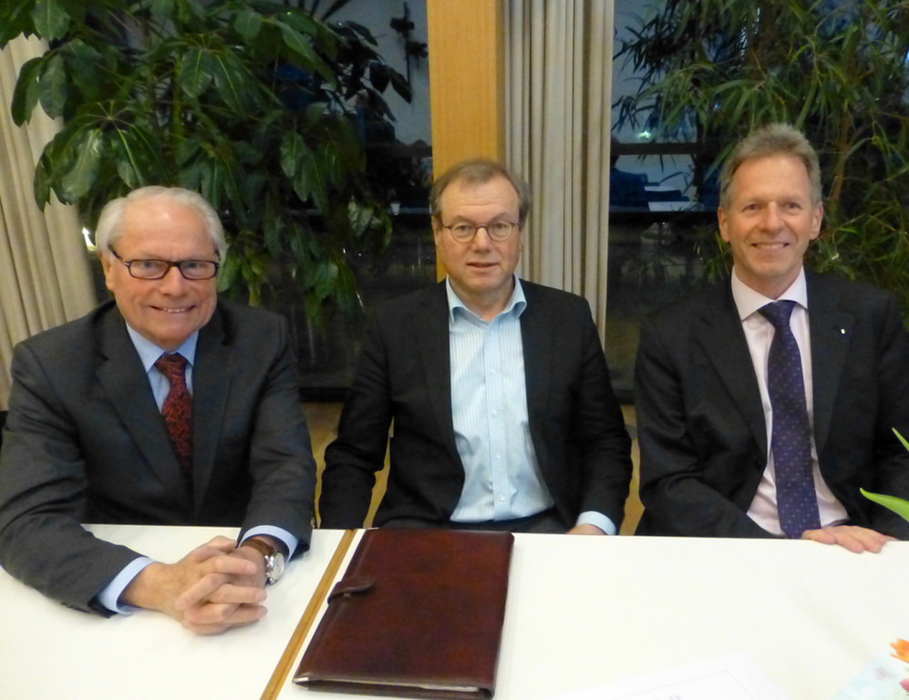 KPV9Bgm___jpg-1363565014