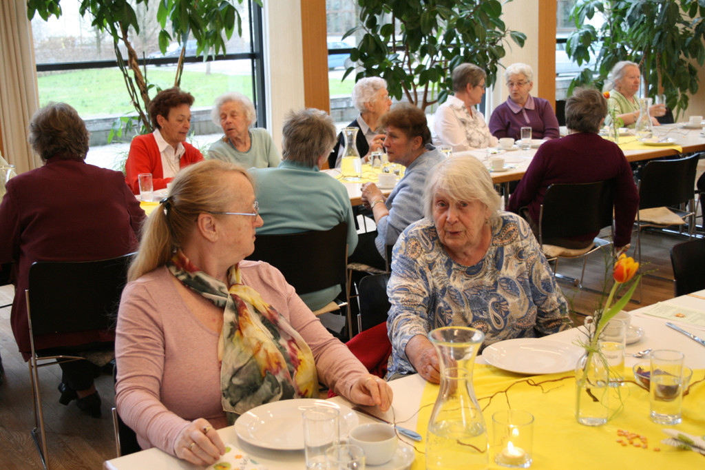 Seniorennachmittag Pfarre _8__JPG-1364043110