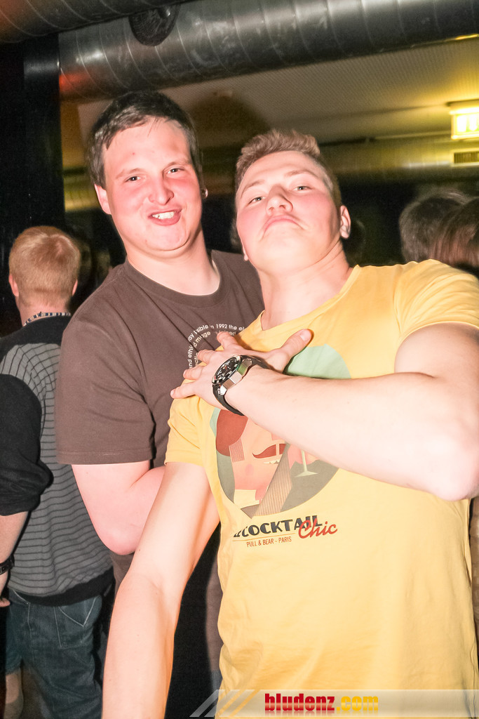 12717292.jpg