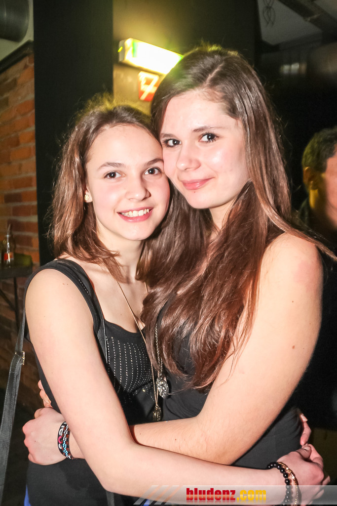 12717089.jpg