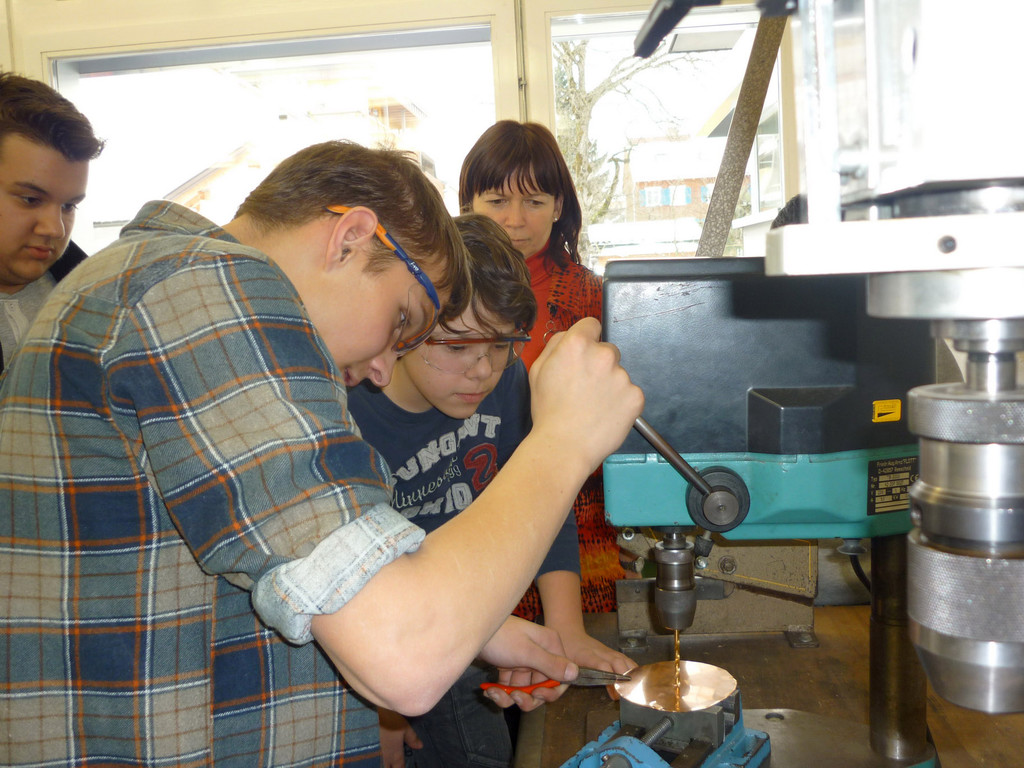 2013-02-21 Metallwerkstatt 2_jpg-1364174608
